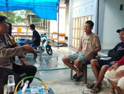 Bhabinkamtibmas Desa Bacu Sambangi Warga, Sampaikan Pandangan Hukum Terkait Kamtibmas