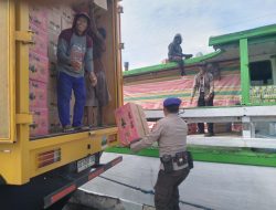 Hadir Untuk Masyarakat, Satpolairud Polres Bone Gencar Program Polisi Penolong