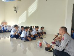 Kapolsek Awangpone Sosialisasi Penerimaan Siswa Baru SMA Kemala Taruna Bhayangkara Di SMPN 2 Awangpone