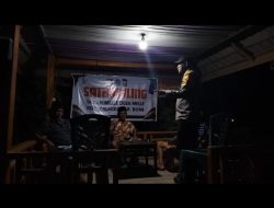 Pastikan Situasi Kamtibmas Kondusif, Bhabinkamtibmas Aktif Sambangi Pos Kamling
