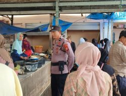 Pantau Aktivitas Masyarakat, Kanit Samapta Polsek Kahu Laksanakan Patroli di Pasar Palattae