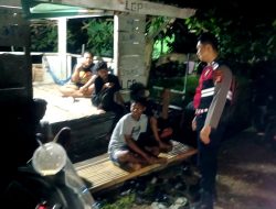 Antisipasi Gangguan Kamtibmas, Personel Polsek Cenrana Rutin Patroli Malam Hari