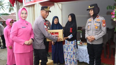 Kapolres Bone Gelar Baksos untuk Warga Kurang Mampu dalam Kunjungan Kerja ke Polsek Bengo