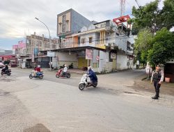 Pastikan Aktivitas Masyarakat Lancar, Samapta Polres Bone Terapkan Pengaturan Pagi Rutin