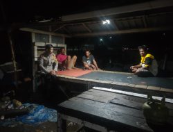 Bhabinkamtibmas Pantau Keamanan, Pos Satkamling Appasareng Terima Pembinaan Rutin