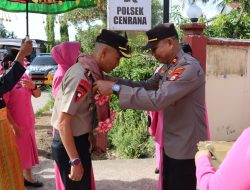 Berikan Arahan Kepada Personel, Kapolres Bone Melaksanakan Kunjungan Kerja di Polsek Cenrana