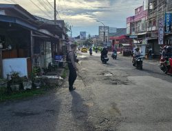 Ciptakan Lalulintas yang Aman dan Lancar, Personil Sat Samapta Tingkatkan Pengaturan Pagi