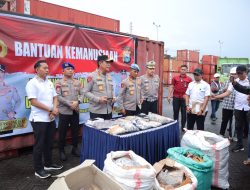 Polda Sulsel Kirim Bantuan Kemanusiaan untuk Korban Bencana Alam di Sumatera