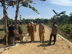 Polsek Awangpone Monitoring dan Evaluasi Penggunaan Dana Desa TA 2025 di Desa Awolagading