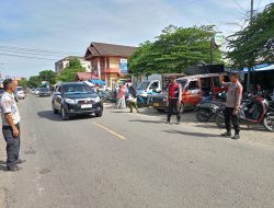 Cegah Kemacetan dan Gangguan Kamtibmas, Polsek Awangpone Pengamanan dan Pengaturan di Pasar Paccing 
