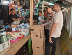 Jamin Keamanan Pusat Keramaian, Polsek Tellu Limpoe Intensifkan Pengamanan Pasar Desa Gaya Baru