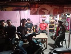 Anggota Jaga Polsek Salomekko Laksanakan Patroli Malam, Ciptakan Kamtibmas Kondusif
