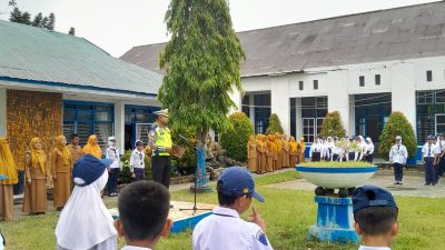 Tekan Pelanggaran Pelajar, Satlantas Polres Bone Gelar Police Goes to School di SMPN 7 Watampone