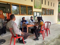 Kanit Binmas Polsek Barebbo Koordinasi dengan Guru MA Al Hidayah Bakke Terkait Sosialisasi Penerimaan Polri 2026