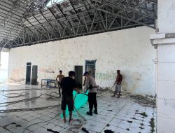 Satpolairud Polres Bone Lakukan Sambang dan Bantu Masyarakat Nelayan