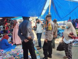 Pastikan Aman dan Lancar, Personel Polsek Libureng Pengamanan  di Pasar