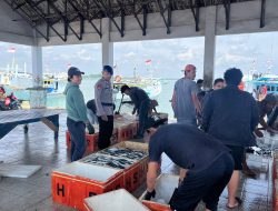 Ciptakan Rasa Aman di PPI Lonrae, Satpolairud Polres Bone Lakukan Pengamanan dan Pengawasan