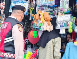 Jamin Keamanan Pusat Ekonomi, Polsek Tellu Limpoe Gelar Pengamanan Intensif di Pasar Tradisional