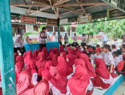 Satbinmas Polres Bone Berikan Penyuluhan Bahaya Narkoba di SD Negeri 14 Biru