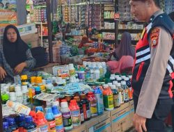 Pantau Situasi Kamtibmas, Kanit Samapta Polsek Kahu Patroli di Pasar