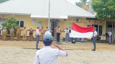 Ikuti Upacara Bendera, Kapolsek Barebbo Sampaikan Himbauan Kamtibmas dan Operasi Keselamatan Pallawa 2026