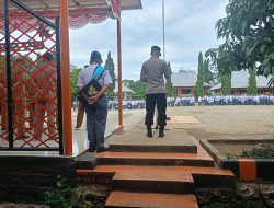 Kapolsek Awangpone Jadi Pembina Upacara di SMAN 16 Bone Sosialisasikan Ops Keselamatan Pallawa 2026