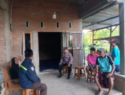 Bhabinkamtibmas Polsek Kahu Sampaikan Himbauan Kamtibmas Lewat Kegiatan Sambang Desa