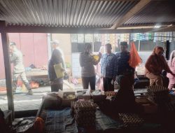 Kapolsek Lamuru Bersama Forkopimcam Gelar Operasi Pasar Sambut Ramadhan 1447 H di Pasar Lalebata