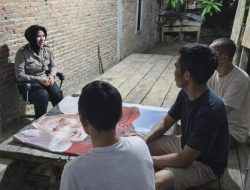 ‎Demi Terjaganya Kamtibmas di Bulan Puasa, Bhabinkamtibmas Brigpol Elvira Sari Beri Himbauan Menohok kepada Warga