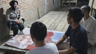 ‎Demi Terjaganya Kamtibmas di Bulan Puasa, Bhabinkamtibmas Brigpol Elvira Sari Beri Himbauan Menohok kepada Warga