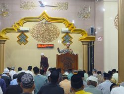 Kanit Bintibsos Sat Binmas Polres Bone Berikan Ceramah dan Himbauan Kamtibmas di Masjid Lailatul Qadar
