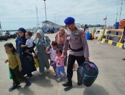 Satpolairud Polres Bone Tunjukkan Peran Humanisnya Melalui Program Polisi Penolong