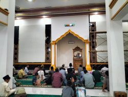 Kanit Bintibsos Sat Binmas Polres Bone Sampaikan Ceramah dan Himbauan Kamtibmas di Masjid Fastabiqul Khairat