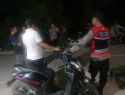 Antisipasi Balapan Liar, Personel Polsek Cenrana Lakukan Patroli Malam