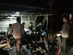 Tingkatkan Kamtibmas Selama Ramadhan, Personil Polsek Ajangale Sambangi Pos Kamling
