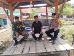 BhabinkamtibmasBersama Bhabinsa Sambangi Sat Kamling Dusun Macope dan Sampaikan Ini kepada Warga