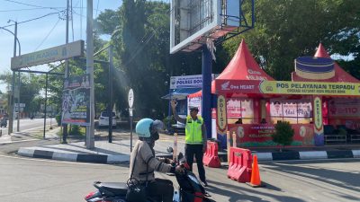 Berikan Rasa Nyaman, Polantas Bone Intensifkan Pengaturan Lalu Lintas di Pos Pam Ops Ketupat