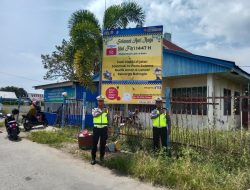 Satlantas Polres Bone Pasang Spanduk Imbauan Antisipasi Kecelakaan