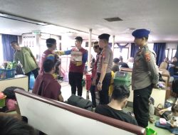 Bekerjasama dengan Polsek Pelabuhan Bojoe dan Istansi Terkait, Satpolairud Polres Bone Lakukan Pengamanan Jaga Keamanan di Pelabuhan