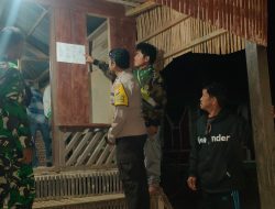 Bhabinkamtibmas Polsek Ponre Intensifkan Pengawasan Pelaksanaan Kegiatan Satkamling di Desa Binaannya