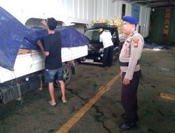  Satpolairud Polres Bone Lakukan Pengamanan Aktivitas Penyeberangan,Pastikan Berjalan Tertib dan Lancar