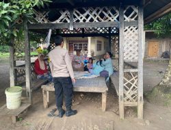 Ciptakan Situasi Kamtibmas yang Konmdusif, Bhabinkamtibmas Lakukan Sambang Desa Rutin