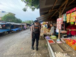 Laksanakan Patroli KRYD di Kota Watampone, Personril Sat Samapta Berikan Himbauan Kamtibmas