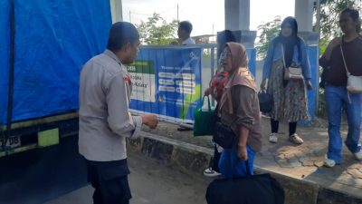 Temui Pengguna Jasa, Polsis Lakukan Pengamanan dan Pelayanan Saat Keberangkatan Kapal