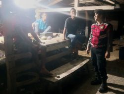 Patroli Malam Hari, Unit Samapta Polsek Cenrana Sambangi Pos Satkamling