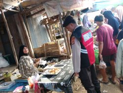 Kanit Samapta Polsek Salomekko Laksanakan Patroli Dialogis di Seputaran Pasar Salomekko