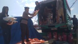 Laksanakan Kegiatan Polisi Penolong, Satpolairud Polres Bone Selipkan Himbauan Ini