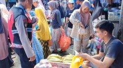 Pengamanan Pasar Lamuru, Polisi Hadir Berikan Rasa Aman kepada Masyarakat.