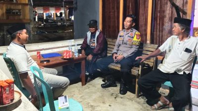 Sambangi Desa Binaan, Pak Bhabin Koordinasi bersama Kades dan Tomas Bahas Kamtibmas