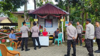 Sat Binmas Polres Bone Sambangi Awak Satkamling di Kelurahan Apala